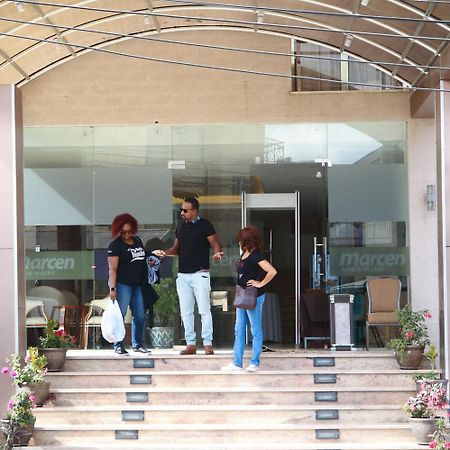 Marcen Addis Hotel Bagian luar foto